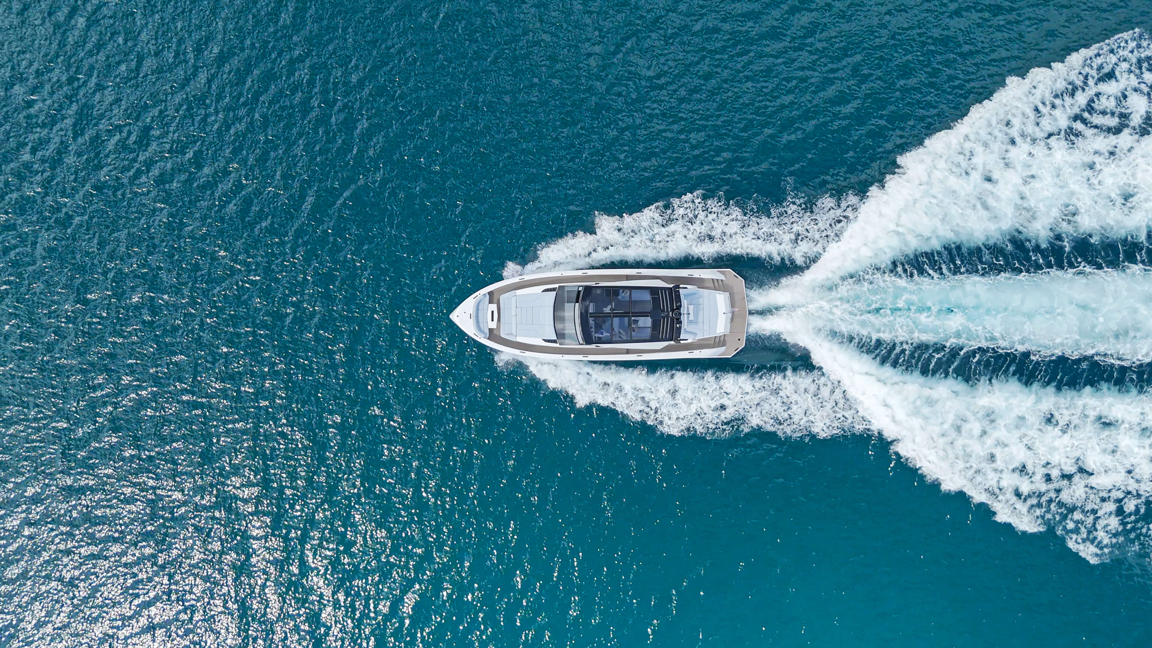 Yacht Photo 20